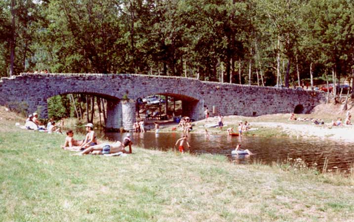 baignade en ardeche